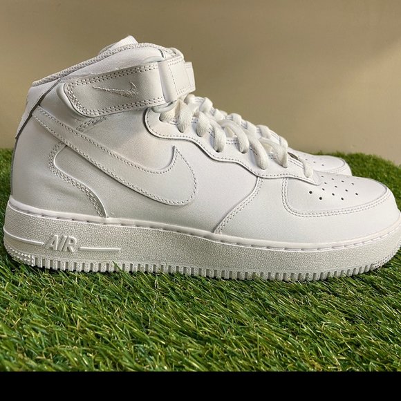 Nike Air Force 1 One Mid Triple White OG Classic CW2289-111 Size 11 Men\'s Retro main image 4